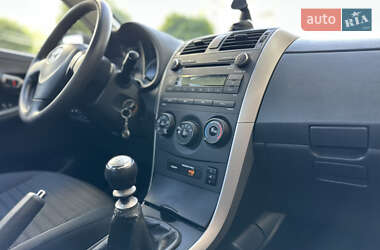 Седан Toyota Corolla 2009 в 