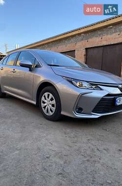 Седан Toyota Corolla 2021 в Ічні