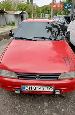 Хэтчбек Toyota Corolla 1996 в 