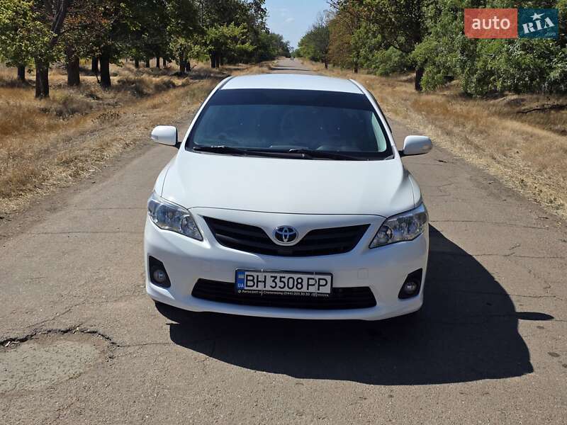Седан Toyota Corolla 2012 в Одессе