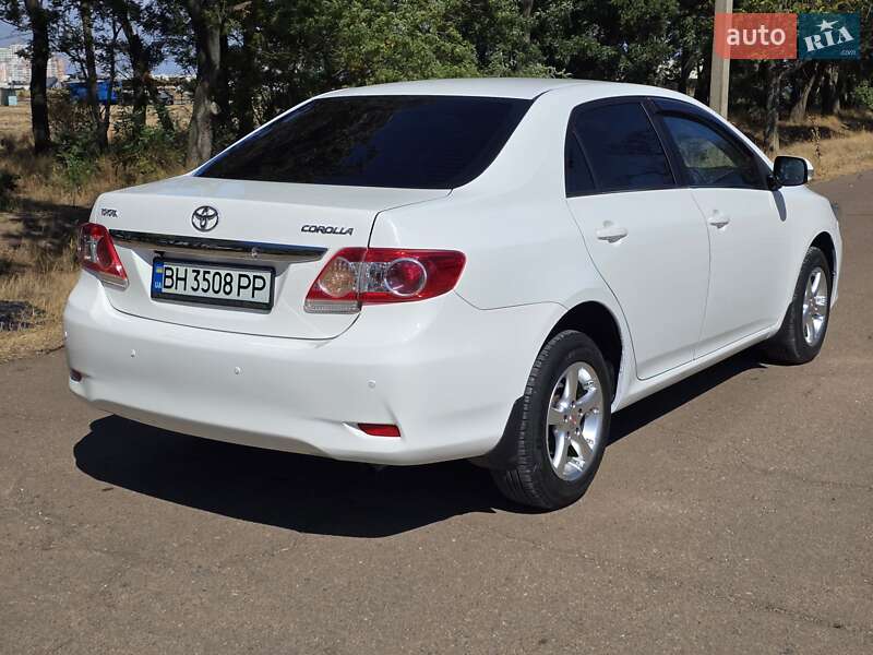 Седан Toyota Corolla 2012 в Одессе