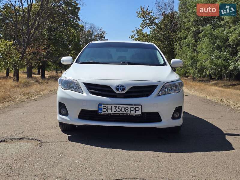 Седан Toyota Corolla 2012 в Одессе