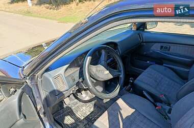 Хэтчбек Toyota Corolla 1990 в 