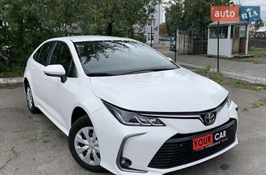 Седан Toyota Corolla 2020 в 