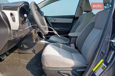 Седан Toyota Corolla 2018 в 