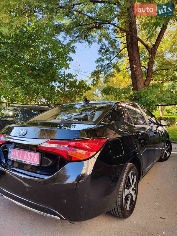 Седан Toyota Corolla 2020 в Києві