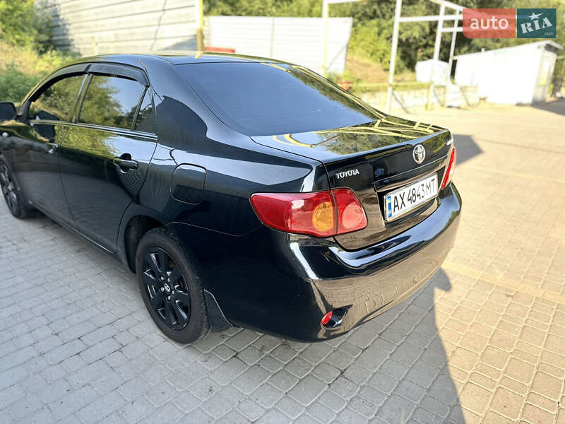 Седан Toyota Corolla 2008 в Харькове