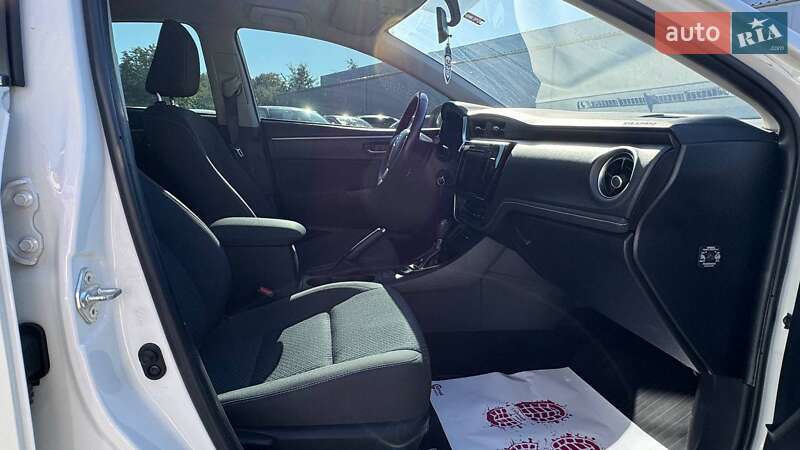 Седан Toyota Corolla 2018 в Львове фото 18 Седан Toyota Corolla 2018 в Львове