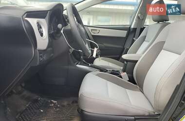 Седан Toyota Corolla 2018 в 