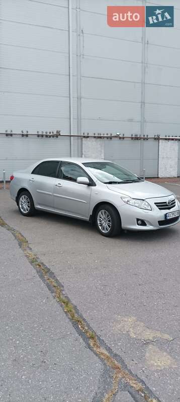 Седан Toyota Corolla 2008 в Харькове