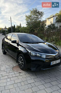 Седан Toyota Corolla 2016 в Львове