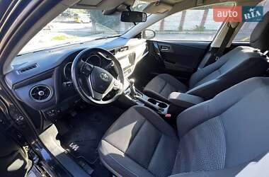 Хэтчбек Toyota Corolla 2017 в 