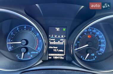 Хэтчбек Toyota Corolla 2017 в 
