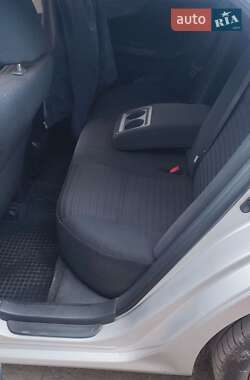 Седан Toyota Corolla 2012 в 