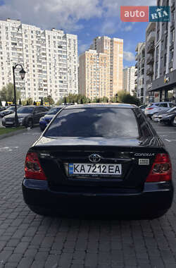 Седан Toyota Corolla 2005 в 