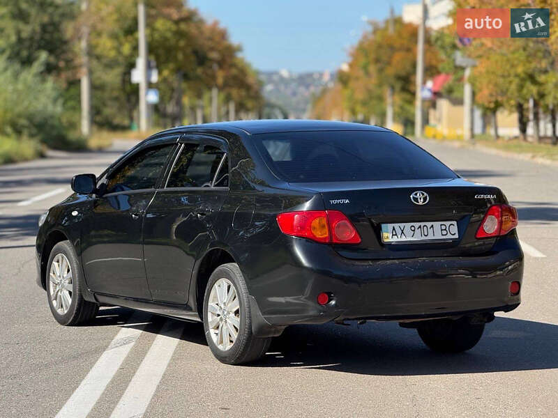 Седан Toyota Corolla 2007 в Харькове