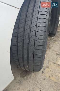 Седан Toyota Corolla 2012 в 