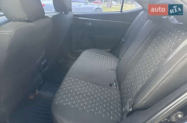 Седан Toyota Corolla 2014 в 