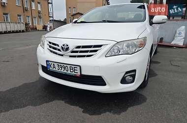 Седан Toyota Corolla 2012 в 