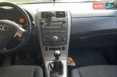 Седан Toyota Corolla 2008 в 