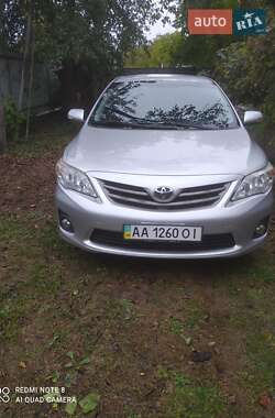 Седан Toyota Corolla 2012 в 