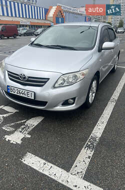 Седан Toyota Corolla 2007 в 