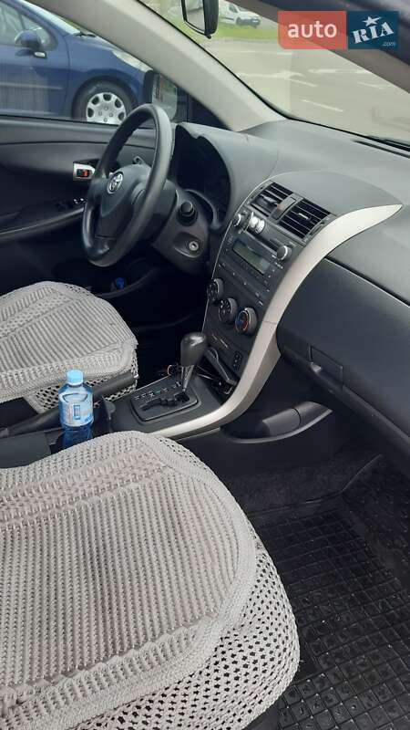 Седан Toyota Corolla 2009 в Киеве фото 7 Седан Toyota Corolla 2009 в Киеве