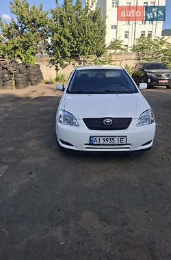 Хэтчбек Toyota Corolla 2002 в 