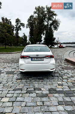 Седан Toyota Corolla 2020 в 