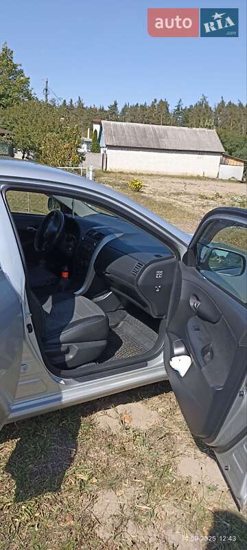 Седан Toyota Corolla 2008 в Черкассах фото 5 Седан Toyota Corolla 2008 в Черкассах