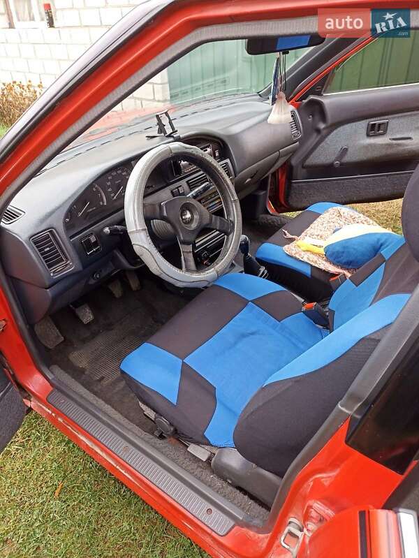 Хэтчбек Toyota Corolla 1988 в Житомире фото 5 Хэтчбек Toyota Corolla 1988 в Житомире