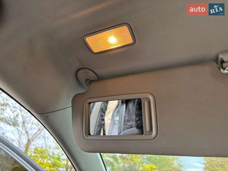 Седан Toyota Corolla 2010 в Днепре фото 30 Седан Toyota Corolla 2010 в Днепре