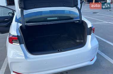 Седан Toyota Corolla 2020 в 