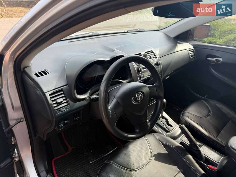 Седан Toyota Corolla 2009 в Одессе