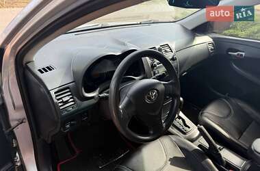 Седан Toyota Corolla 2009 в 