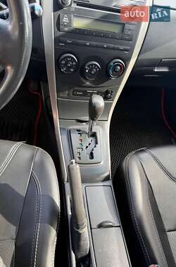 Седан Toyota Corolla 2009 в 