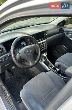 Универсал Toyota Corolla 2003 в 