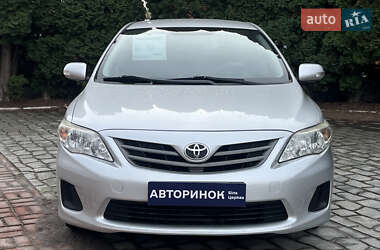 Седан Toyota Corolla 2011 в 