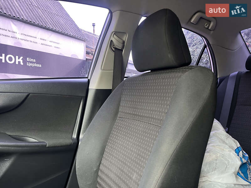 Седан Toyota Corolla 2011 в Белой Церкви