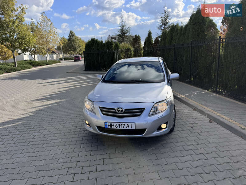 Седан Toyota Corolla 2008 в Одессе