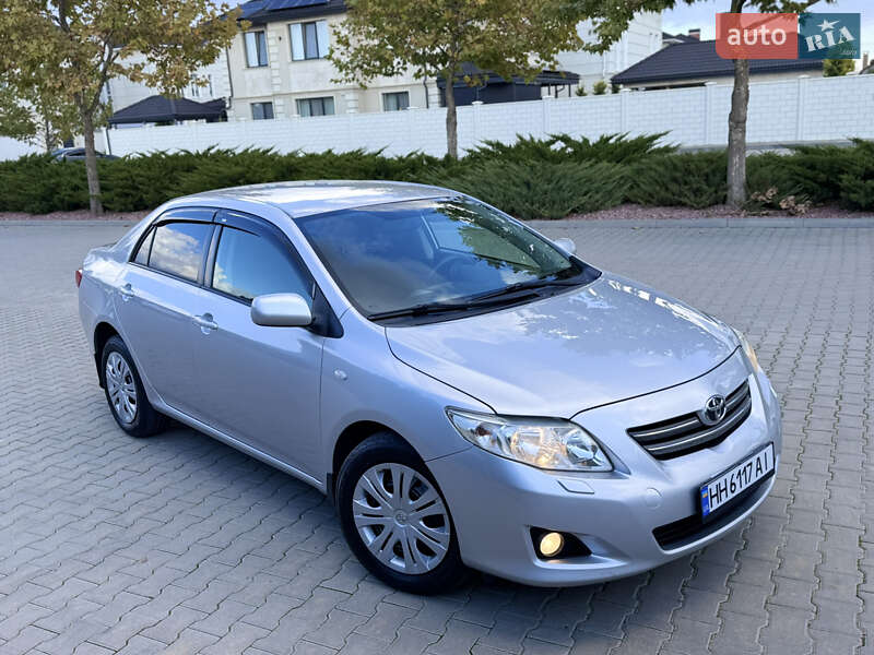 Седан Toyota Corolla 2008 в Одессе