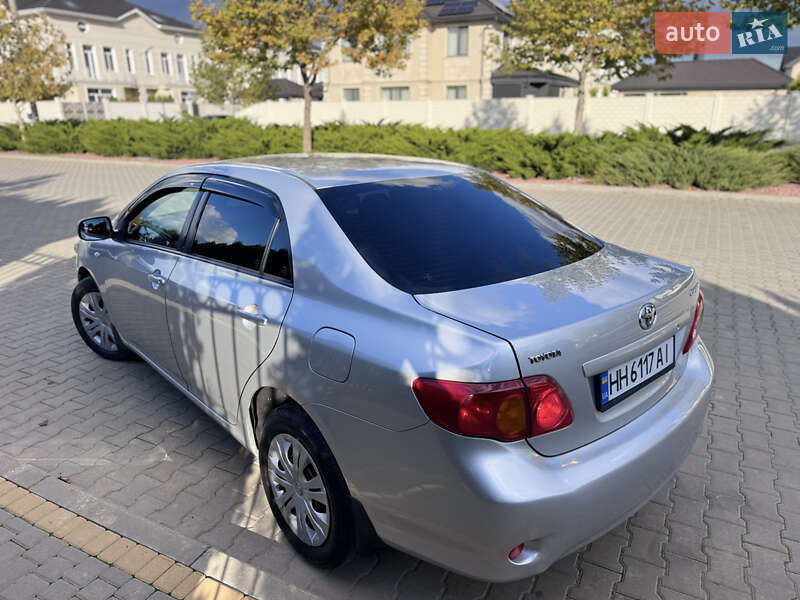 Седан Toyota Corolla 2008 в Одессе