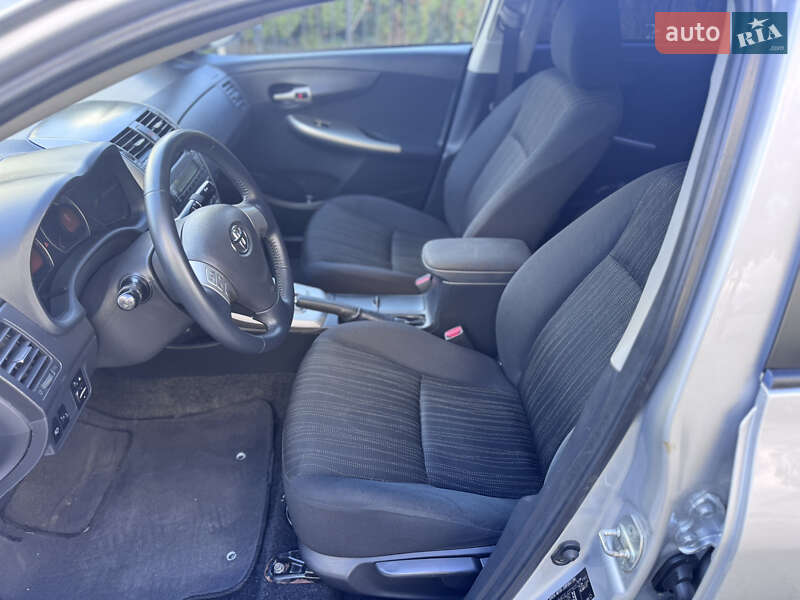 Седан Toyota Corolla 2008 в Одессе