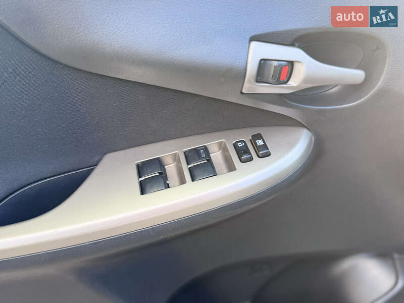 Седан Toyota Corolla 2008 в Одессе