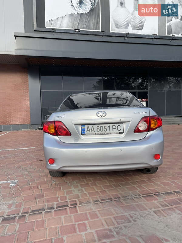 Седан Toyota Corolla 2007 в Одессе