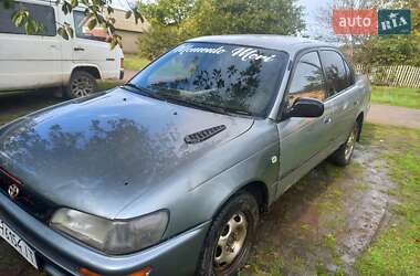 Седан Toyota Corolla 1993 в Березівці