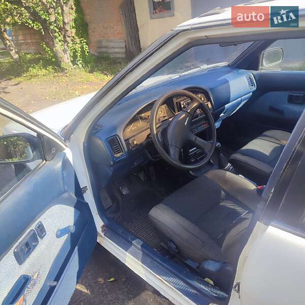 Седан Toyota Corolla 1988 в Христинівці фото 2 Седан Toyota Corolla 1988 в Христинівці