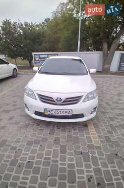 Седан Toyota Corolla 2011 в Кропивницькому