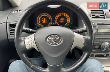 Седан Toyota Corolla 2008 в 