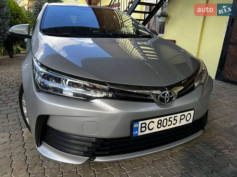 Седан Toyota Corolla 2018 в Бориславе